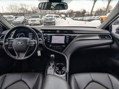2019 Toyota Camry SE