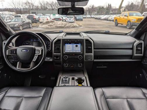 2019 Ford Expedition XLT 4x4 4dr SUV