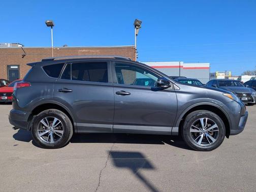Pewter 2018 Toyota RAV4 XLE