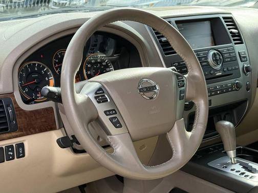 2014 Nissan Armada SL 4x4 4dr SUV