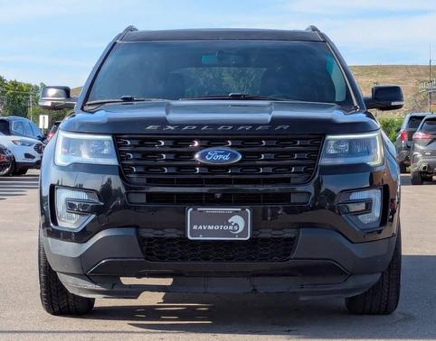 Black 2017 Ford Explorer sport