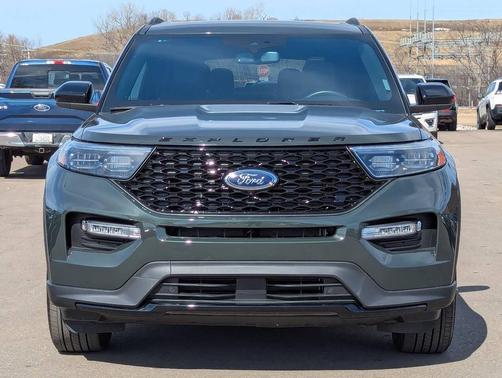 Green 2023 Ford Explorer ST Line AWD 4dr SUV