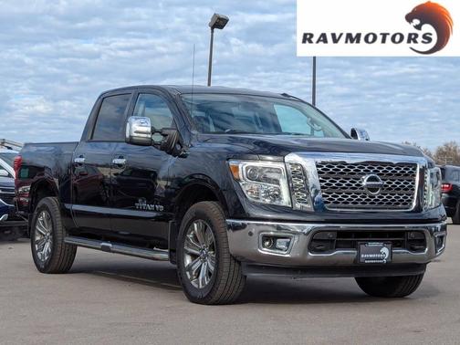 2019 Nissan Titan SL