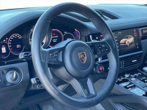 2022 Porsche Cayenne Turbo GT