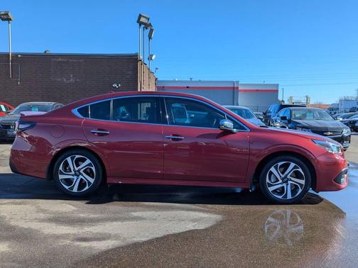 2022 Subaru Legacy Touring XT