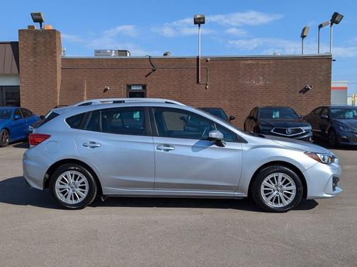 2018 Subaru Impreza 2.0i Premium