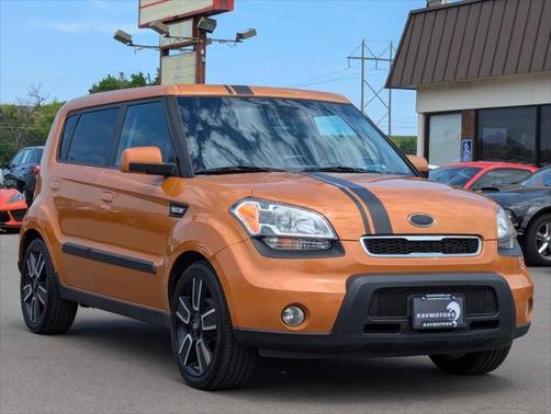 2010 Kia Soul +