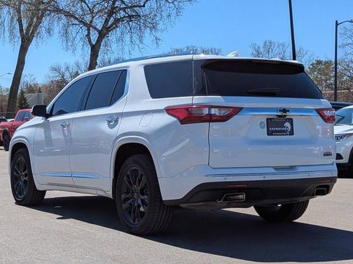 White 2019 Chevrolet Traverse High Country
