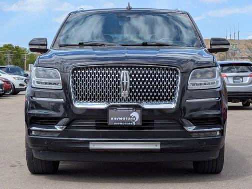Black 2019 Lincoln Navigator Reserve