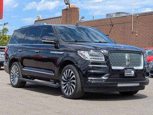 Black 2019 Lincoln Navigator Reserve
