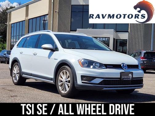 2017 Volkswagen Golf Alltrack TSI SE