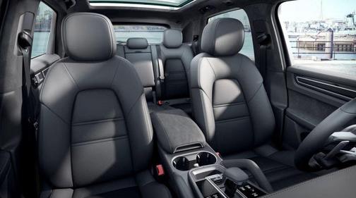 2023 Porsche Cayenne GTS