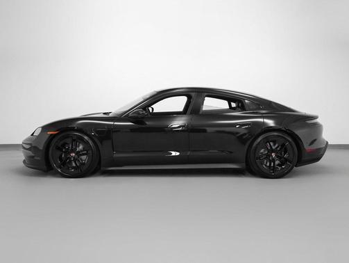 2026 Porsche Taycan 4