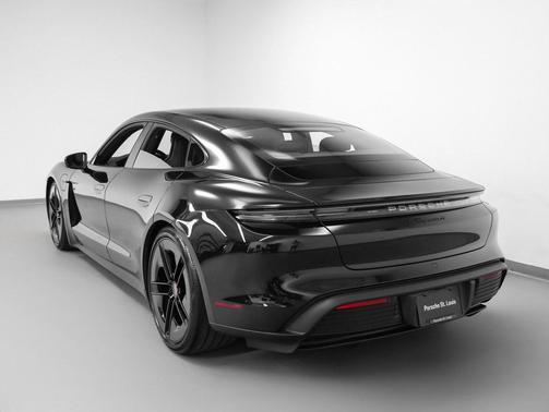 2026 Porsche Taycan 4