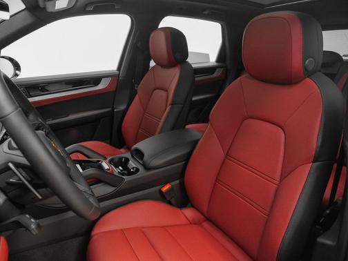 2025 Porsche Cayenne S