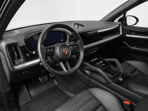 Algarve Blue Metallic 2024 Porsche Cayenne S