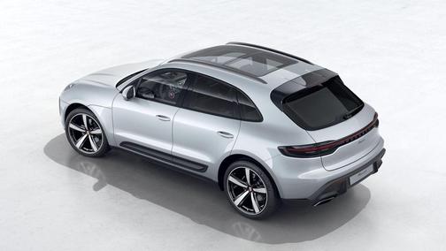 Dolomite Silver Metallic 2026 Porsche Macan Macan