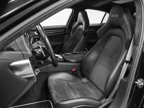 Jet Black Metallic 2023 Porsche Panamera GTS