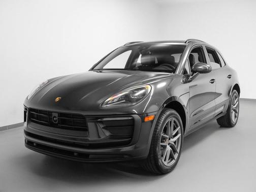2025 Porsche Macan 