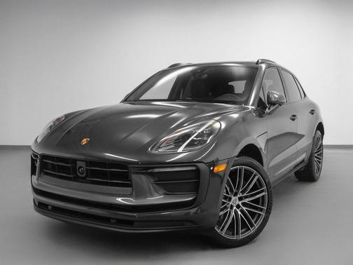2025 Porsche Macan T