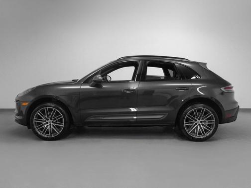 2025 Porsche Macan T