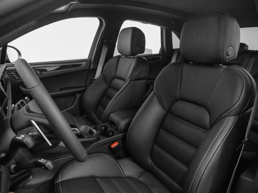 2025 Porsche Macan T