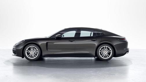 2022 Porsche Panamera 4