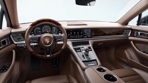 2022 Porsche Panamera 4