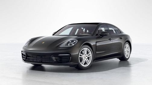 2022 Porsche Panamera 4