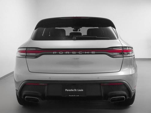 2025 Porsche Macan
