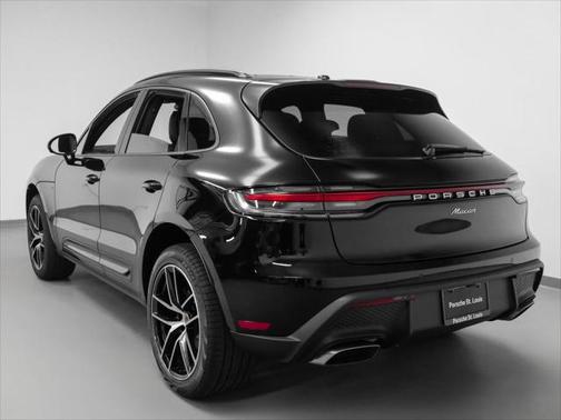 2024 Porsche Macan Base