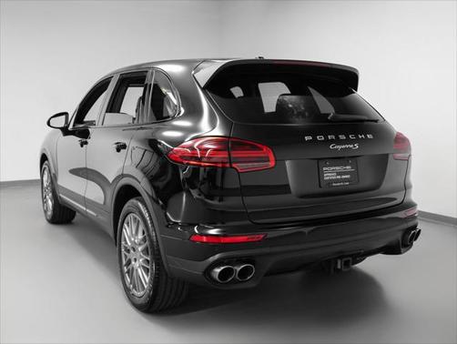 2017 Porsche Cayenne S