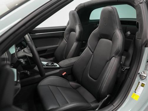 2025 Porsche 911 Targa 4 GTS