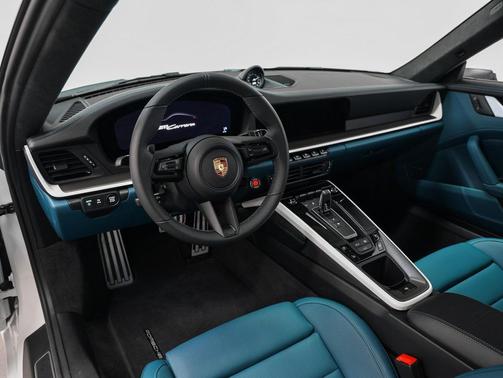 2026 Porsche 911 Carrera