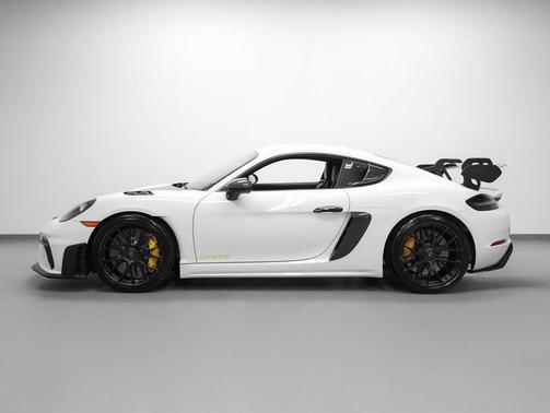 2025 Porsche 718 Cayman GT4 RS