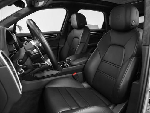 2021 Porsche Cayenne GTS
