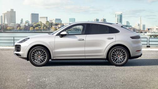 2022 Porsche Cayenne Platinum Edition