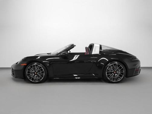 2026 Porsche 911 Targa 4S