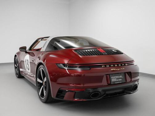 2021 Porsche 911 Targa 4S