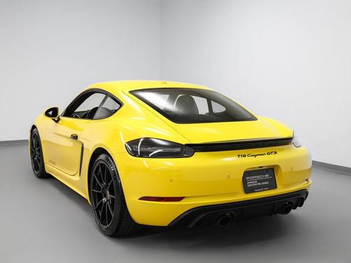 2024 Porsche 718 Cayman GTS 4.0