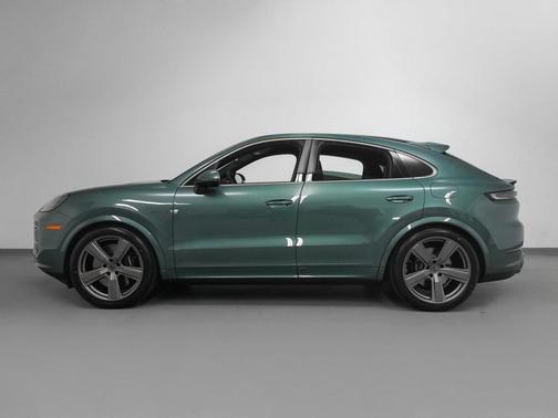2025 Porsche Cayenne Turbo