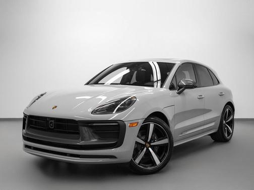 2026 Porsche Macan T