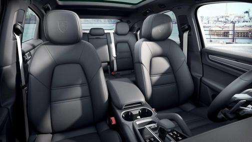 2022 Porsche Cayenne Platinum Edition