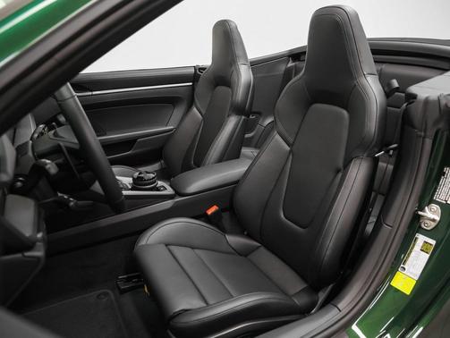 2026 Porsche 911 Carrera 4S Cabriolet