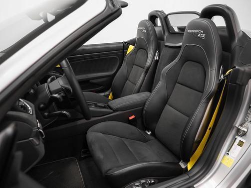 2024 Porsche 718 Spyder RS