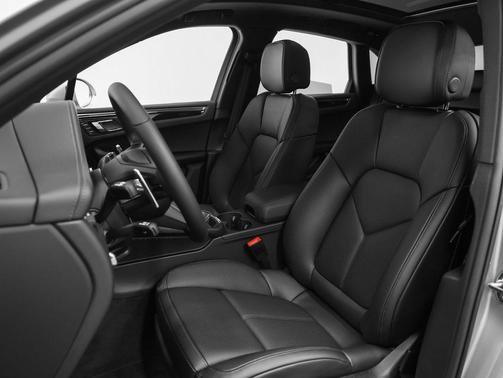 Dolomite Silver Metallic 2026 Porsche Macan Macan