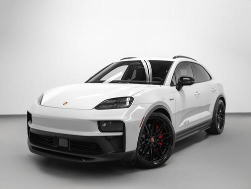 Ice Grey Metallic 2026 Porsche Macan Macan Electric GTS
