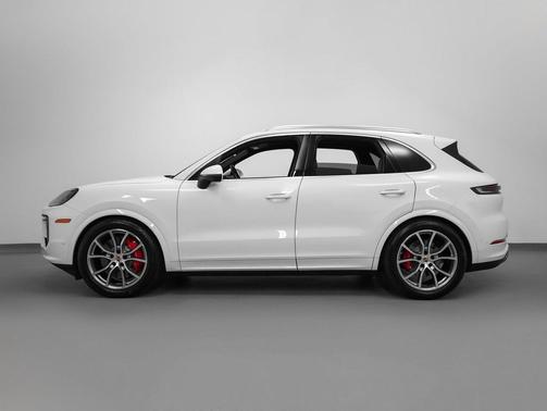 2024 Porsche Cayenne S