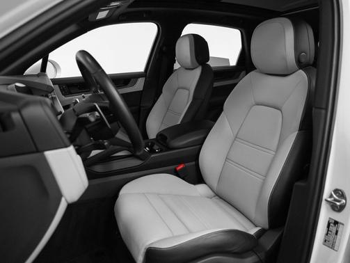 2024 Porsche Cayenne S