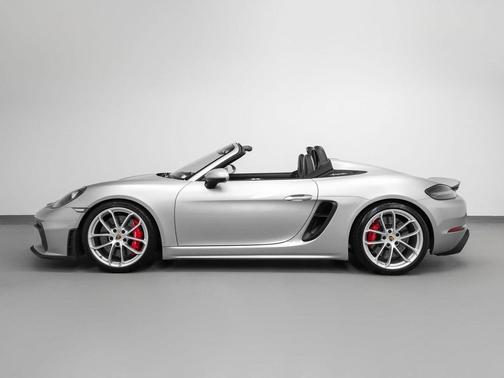 2020 Porsche 718 Spyder 